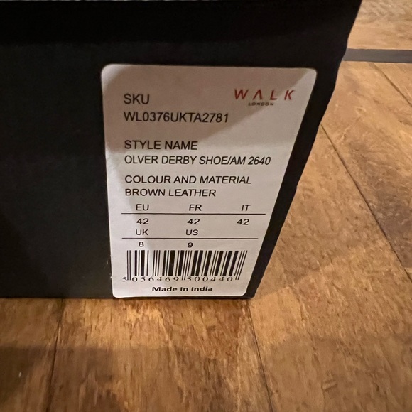 Walk London derby shoe. NWB. Size 9 brown - Picture 2 of 5